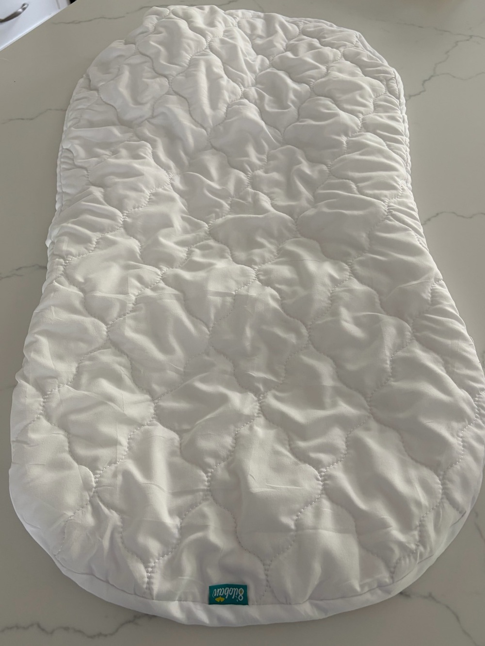 Biloban waterproof bassinet mattress pad cover. Like New